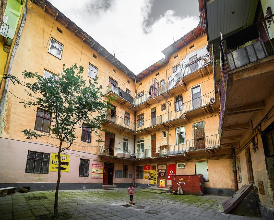 Apartment On Horodotska Street Leópolis Exterior foto